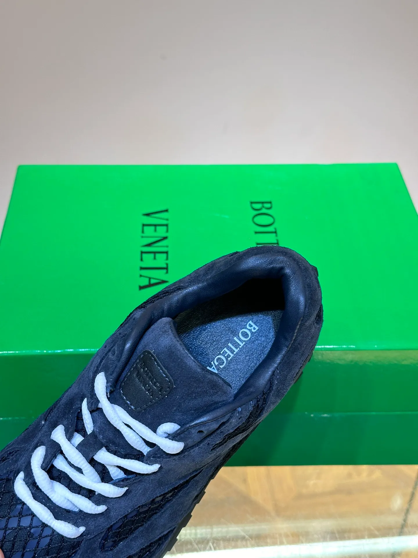 p640 "Bv" new orbit👫 casual sneakers for couples, the retro style of the millennium is so handsome, a super cool fashion item, the most important thing is that it feels incomparably comfortable on the feet, and the design style is also perfect. It will definitely be the one you wear most in daily life, original development, high quality presentation! Size: 35-45 (men’s size 38.45 customized)